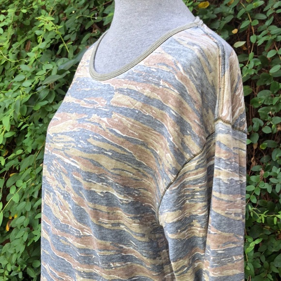 Free People Arielle Printed Long Sleeve Tee #12 - Picture 4 of 6